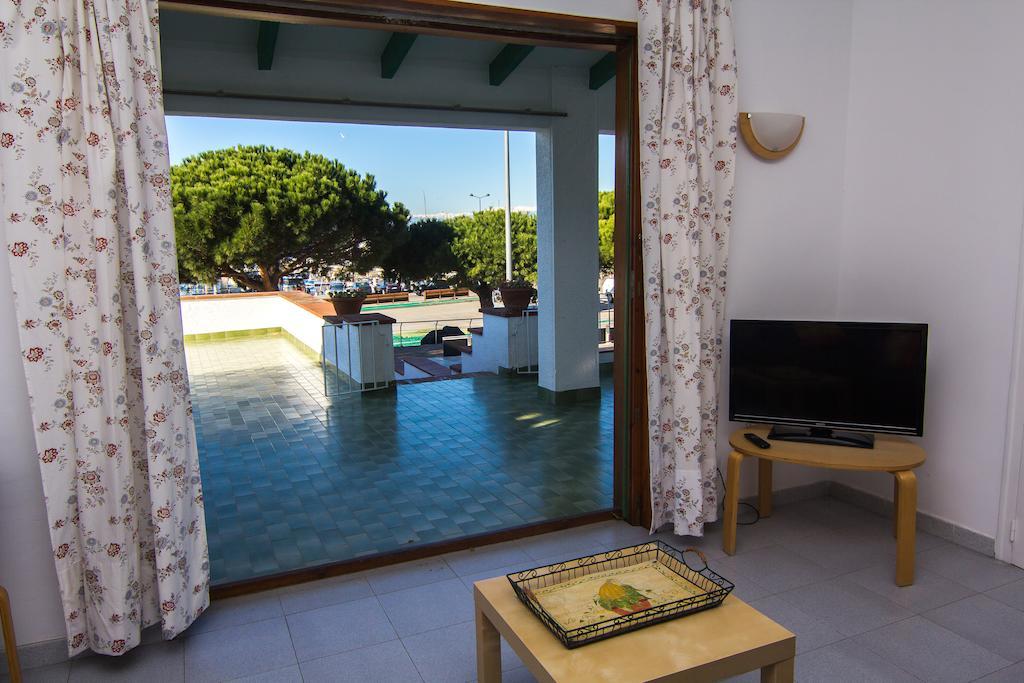 Agi Casa Puerto Villa Roses Værelse billede